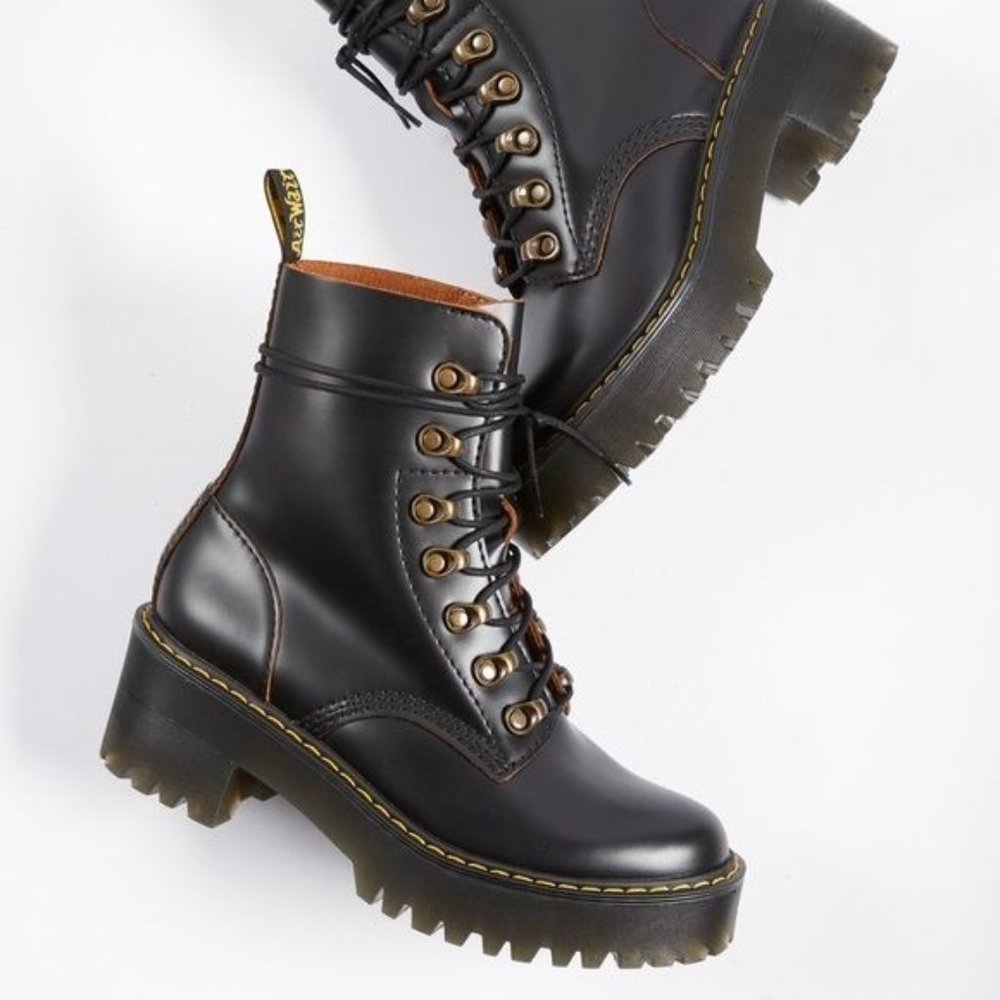 Dr. Martens Leona 7 Hook Boots Black Leather Size 6